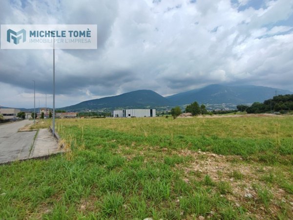 terreno agricolo in vendita a Caprino Veronese