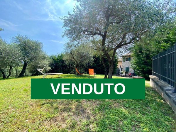 casa indipendente in vendita a Caprino Veronese in zona Pesina
