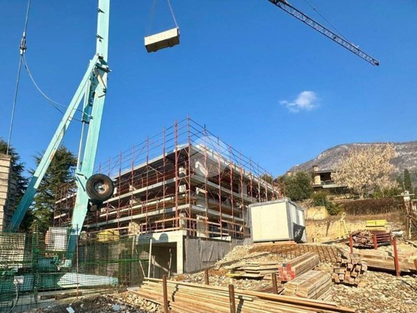 appartamento in vendita a Caprino Veronese