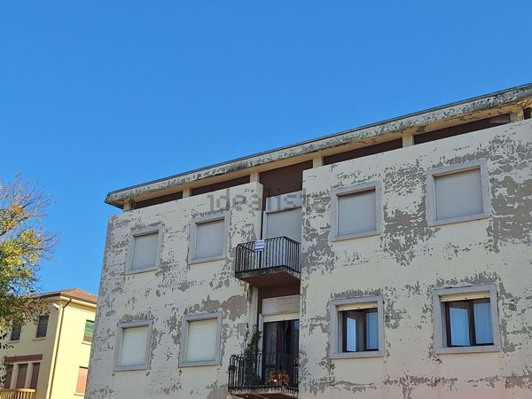 appartamento in vendita a Caprino Veronese