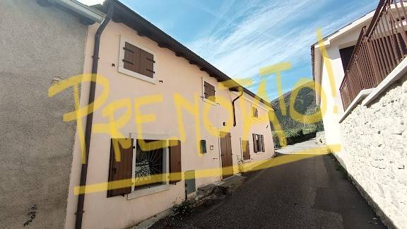 casa indipendente in vendita a Caprino Veronese