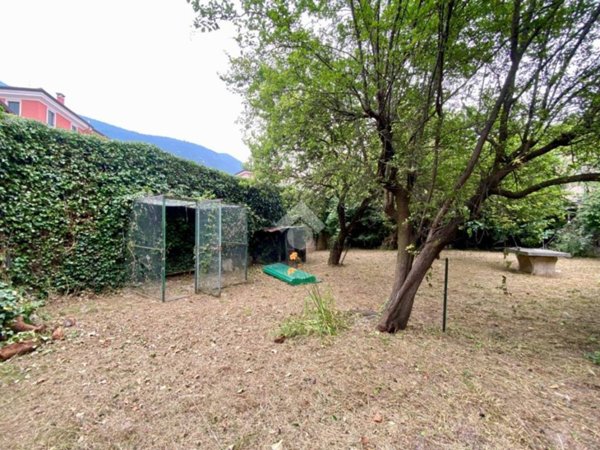 terreno edificabile in vendita a Caprino Veronese