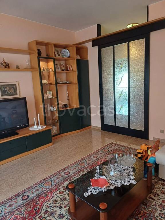 appartamento in vendita a Caprino Veronese