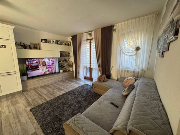 appartamento in vendita a Caprino Veronese