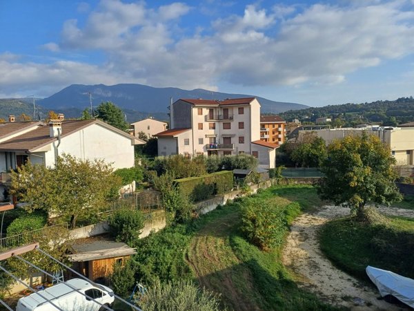 appartamento in vendita a Caprino Veronese