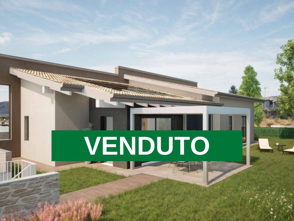 casa indipendente in vendita a Caprino Veronese