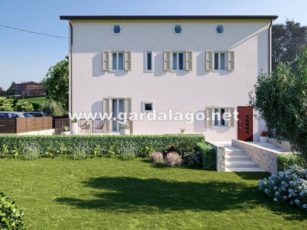 casa indipendente in vendita a Caprino Veronese