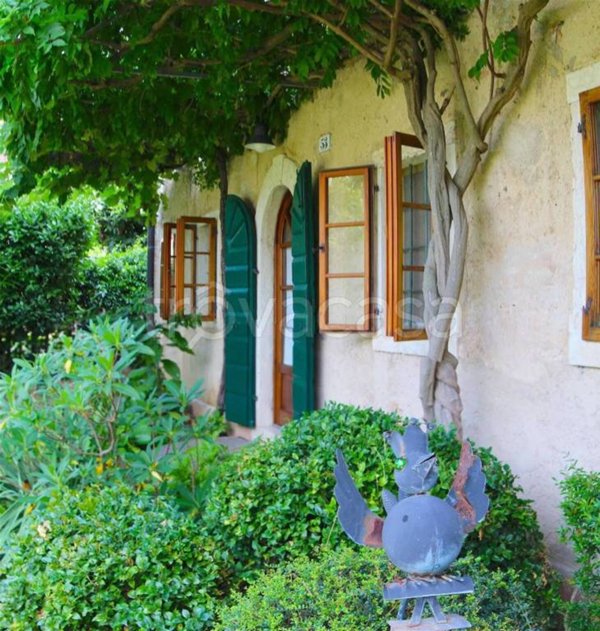 casa indipendente in vendita a Caprino Veronese