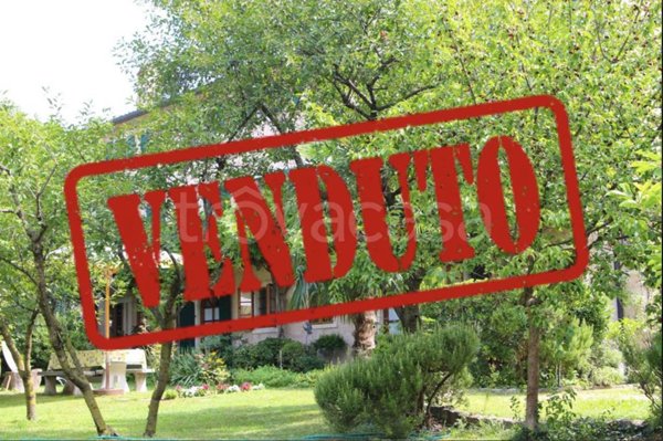 casa indipendente in vendita a Caprino Veronese