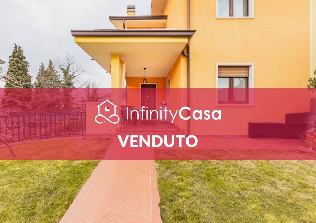 casa indipendente in vendita a Caprino Veronese