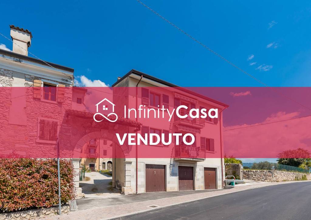appartamento in vendita a Caprino Veronese