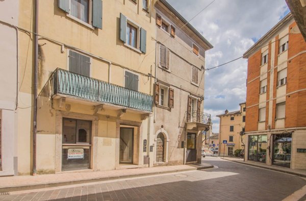 appartamento in vendita a Caprino Veronese