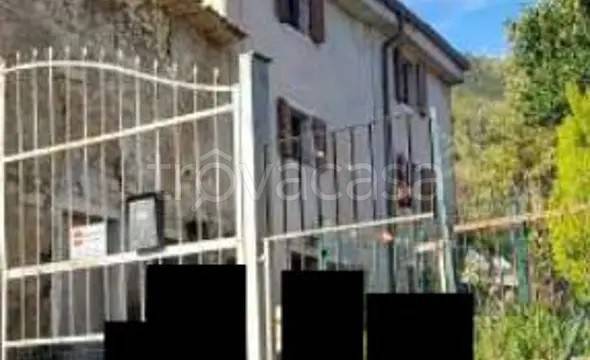 appartamento in vendita a Caprino Veronese