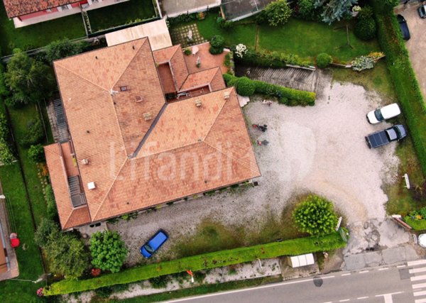 appartamento in vendita a Caprino Veronese in zona Caprino Veronese
