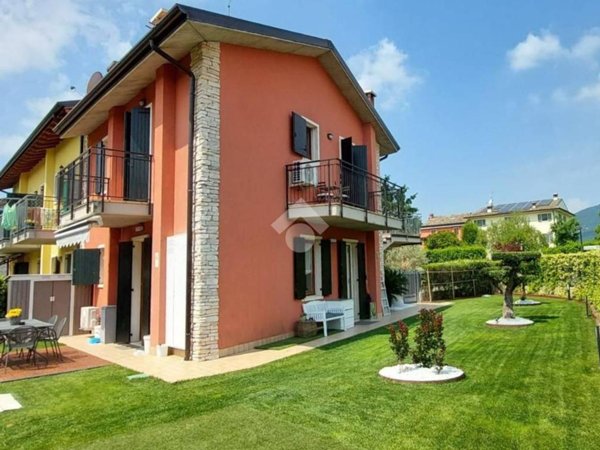 casa indipendente in vendita a Caprino Veronese