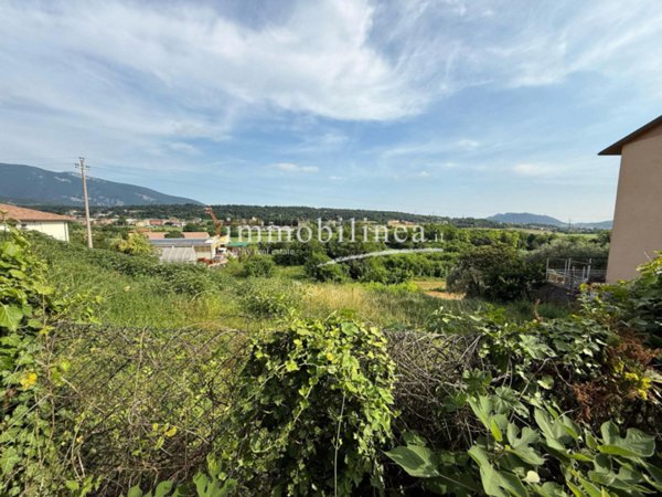 terreno in vendita a Caprino Veronese in zona Pesina