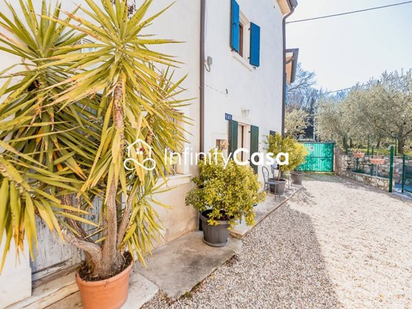 casa indipendente in vendita a Caprino Veronese