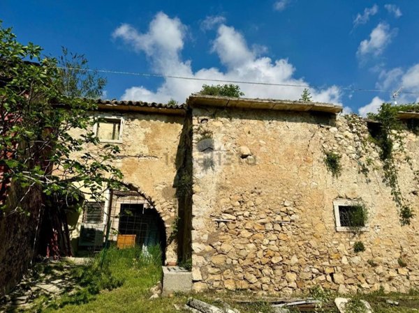 appartamento in vendita a Caprino Veronese