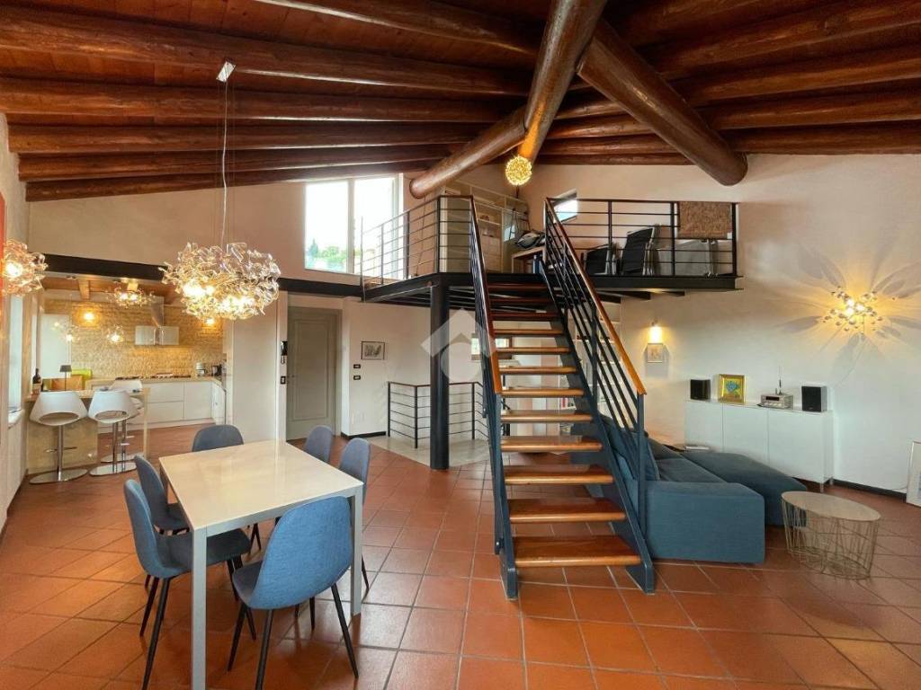 appartamento in vendita a Caprino Veronese