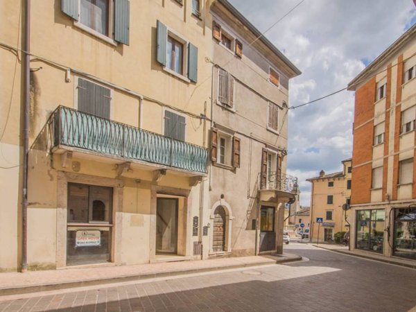 appartamento in vendita a Caprino Veronese