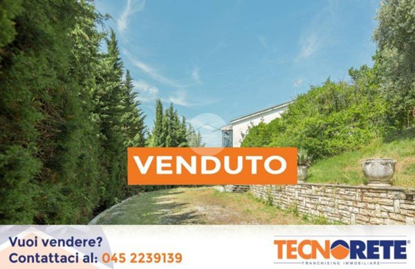 casa indipendente in vendita a Caprino Veronese