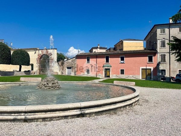 casa indipendente in vendita a Caprino Veronese