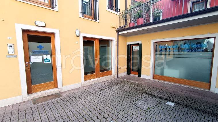 appartamento in vendita a Caprino Veronese