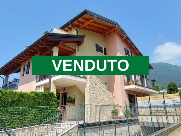 appartamento in vendita a Caprino Veronese