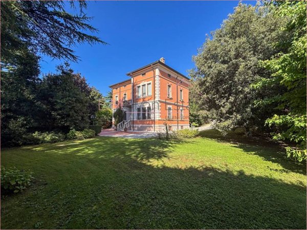 casa indipendente in vendita a Caprino Veronese