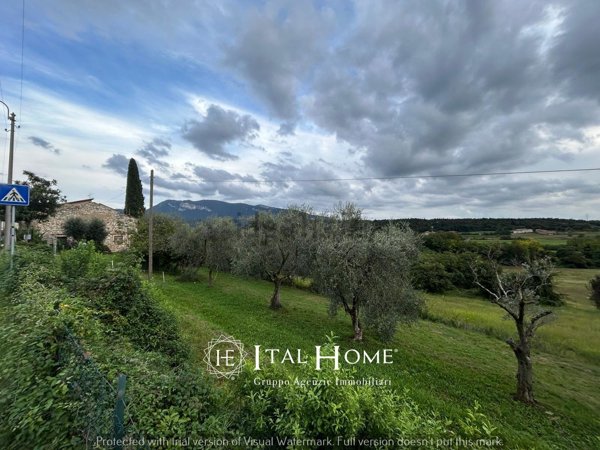 terreno edificabile in vendita a Caprino Veronese