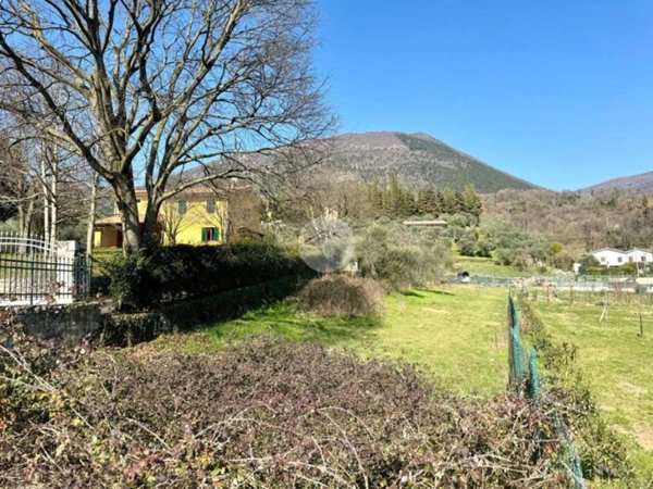 terreno agricolo in vendita a Caprino Veronese