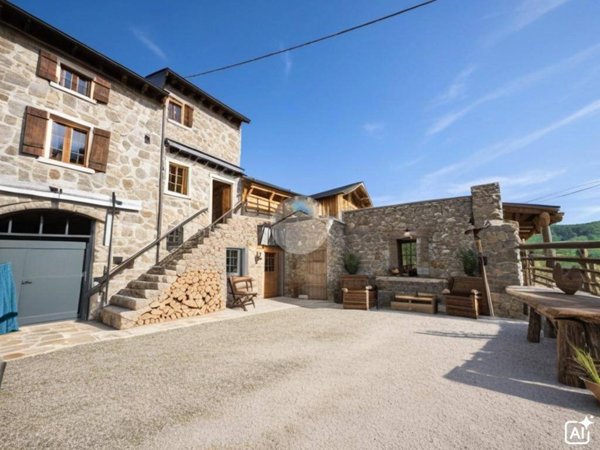 casa indipendente in vendita a Caprino Veronese