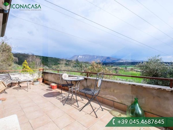 appartamento in vendita a Caprino Veronese