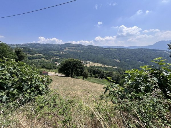 terreno agricolo in vendita a Caprino Veronese