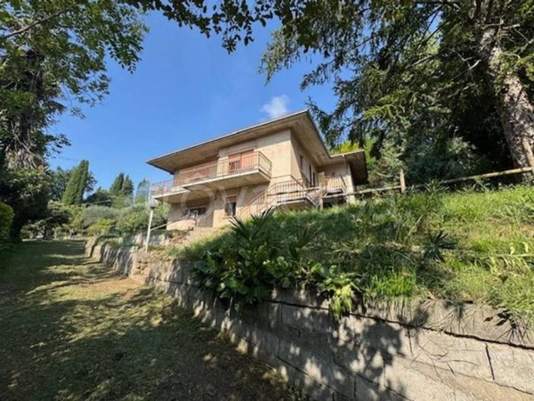 casa indipendente in vendita a Caprino Veronese