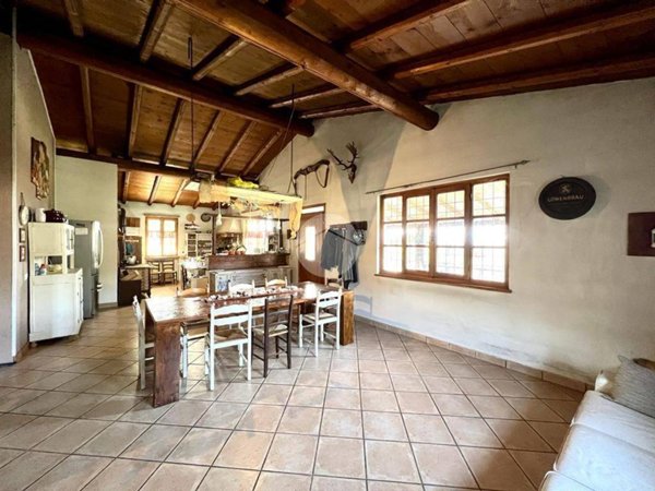 casa indipendente in vendita a Caprino Veronese