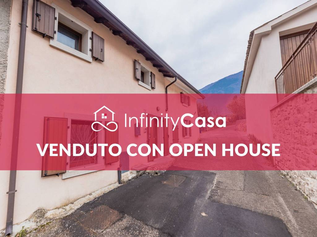 casa indipendente in vendita a Caprino Veronese