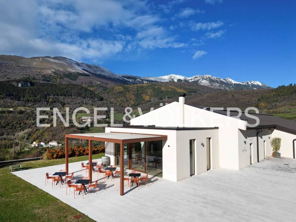 casa indipendente in vendita a Caprino Veronese