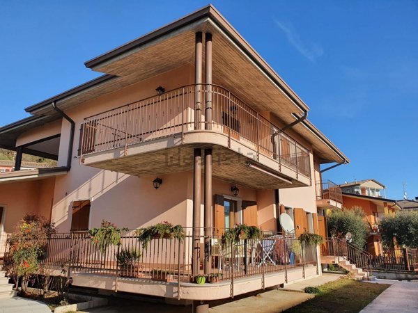 appartamento in vendita a Caprino Veronese