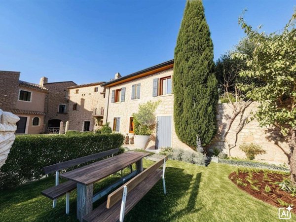 casa indipendente in vendita a Caprino Veronese in zona Pazzon