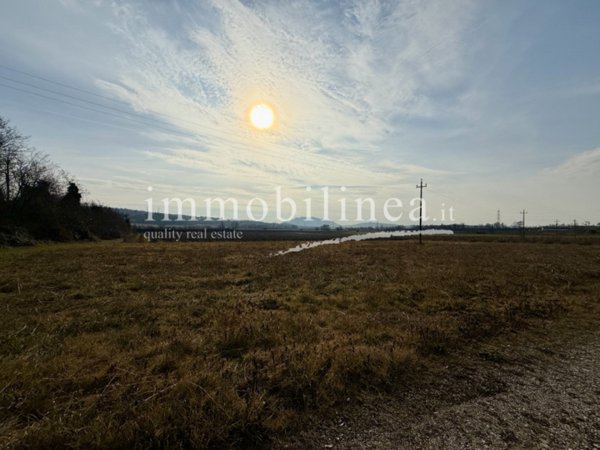 appartamento in vendita a Caprino Veronese in zona Pesina