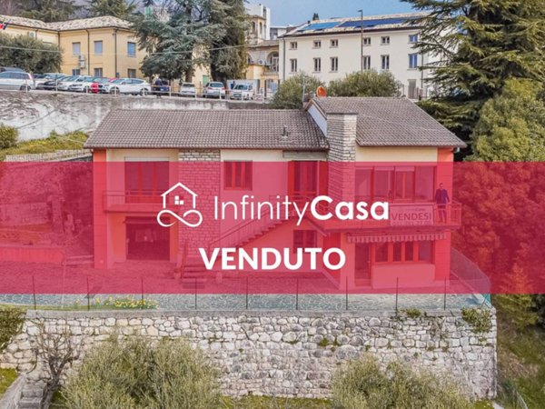 casa indipendente in vendita a Caprino Veronese