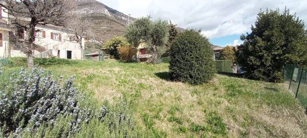 casa indipendente in vendita a Caprino Veronese