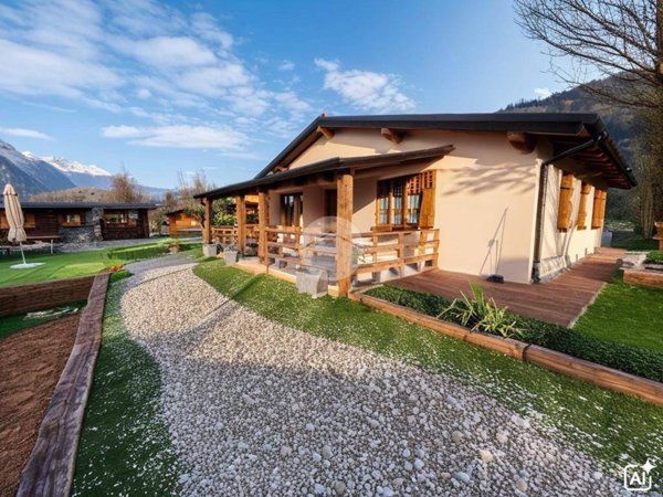 casa indipendente in vendita a Caprino Veronese