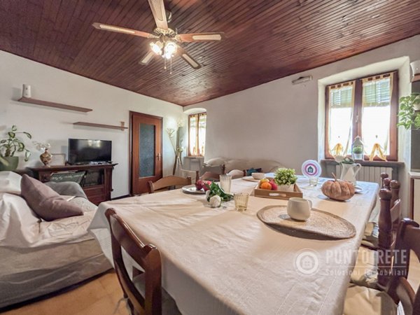 casa indipendente in vendita a Caprino Veronese