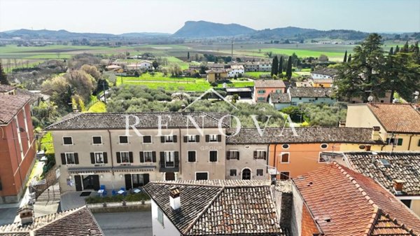 appartamento in vendita a Caprino Veronese in zona Pesina