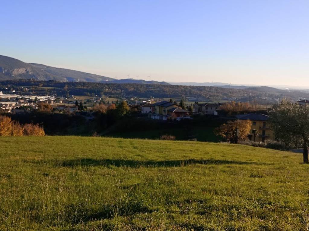 casa indipendente in vendita a Caprino Veronese