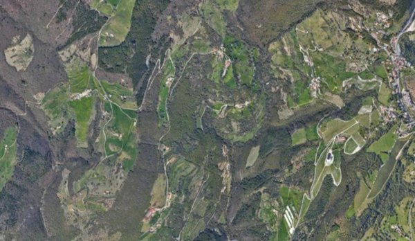 terreno agricolo in vendita a Caprino Veronese in zona Spiazzi