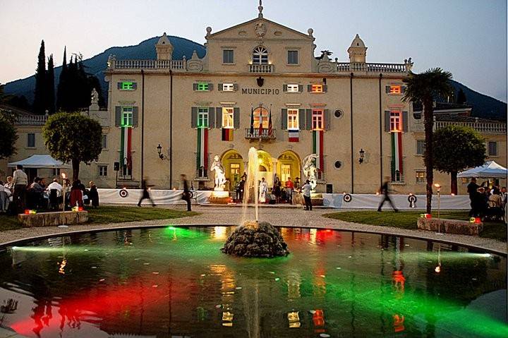 terreno edificabile in vendita a Caprino Veronese in zona Caprino Veronese