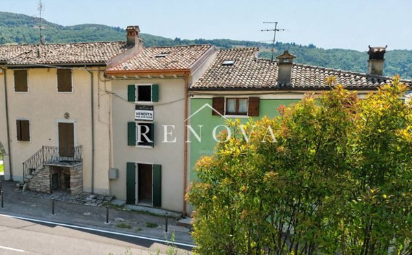 appartamento in vendita a Caprino Veronese